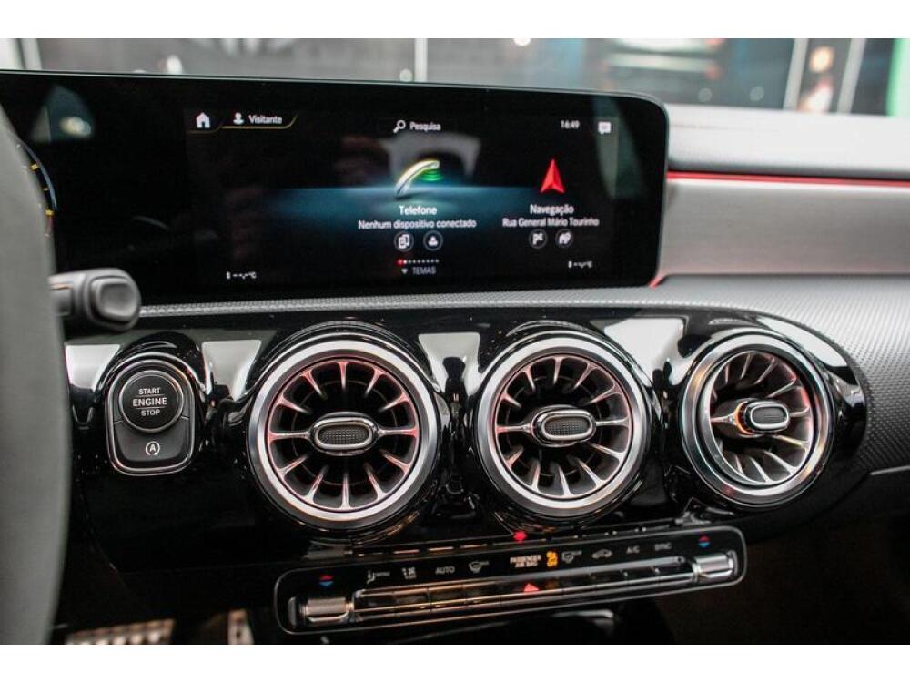 Mercedes Benz CLA 45 AMG