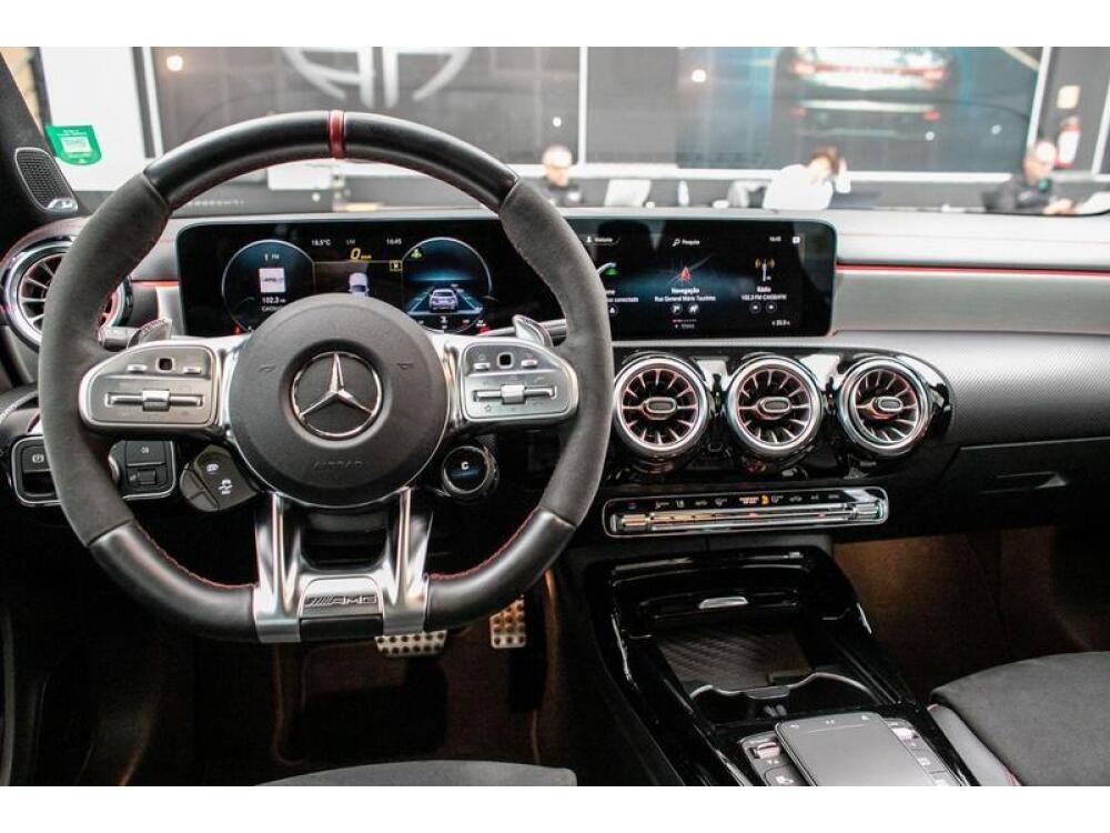 Mercedes Benz CLA 45 AMG