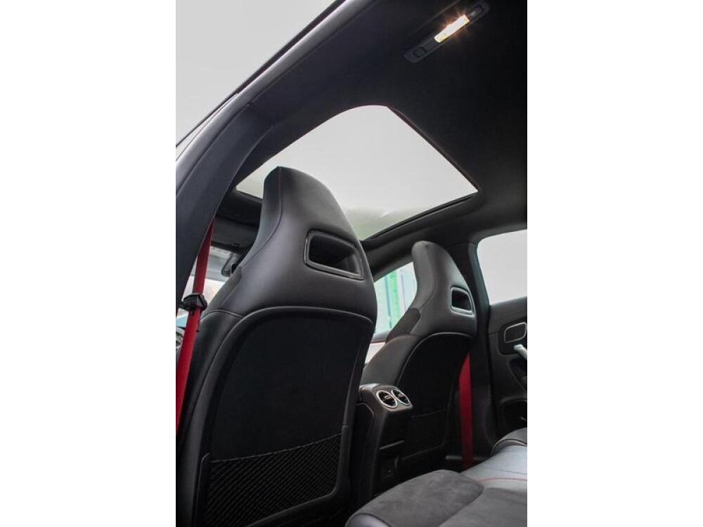 Mercedes Benz CLA 45 AMG