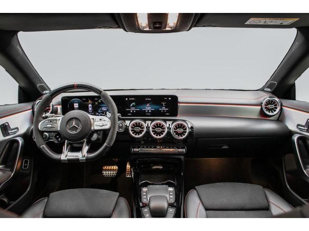 Mercedes Benz CLA 45 AMG