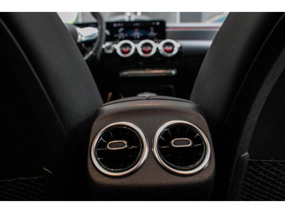 Mercedes Benz CLA 45 AMG