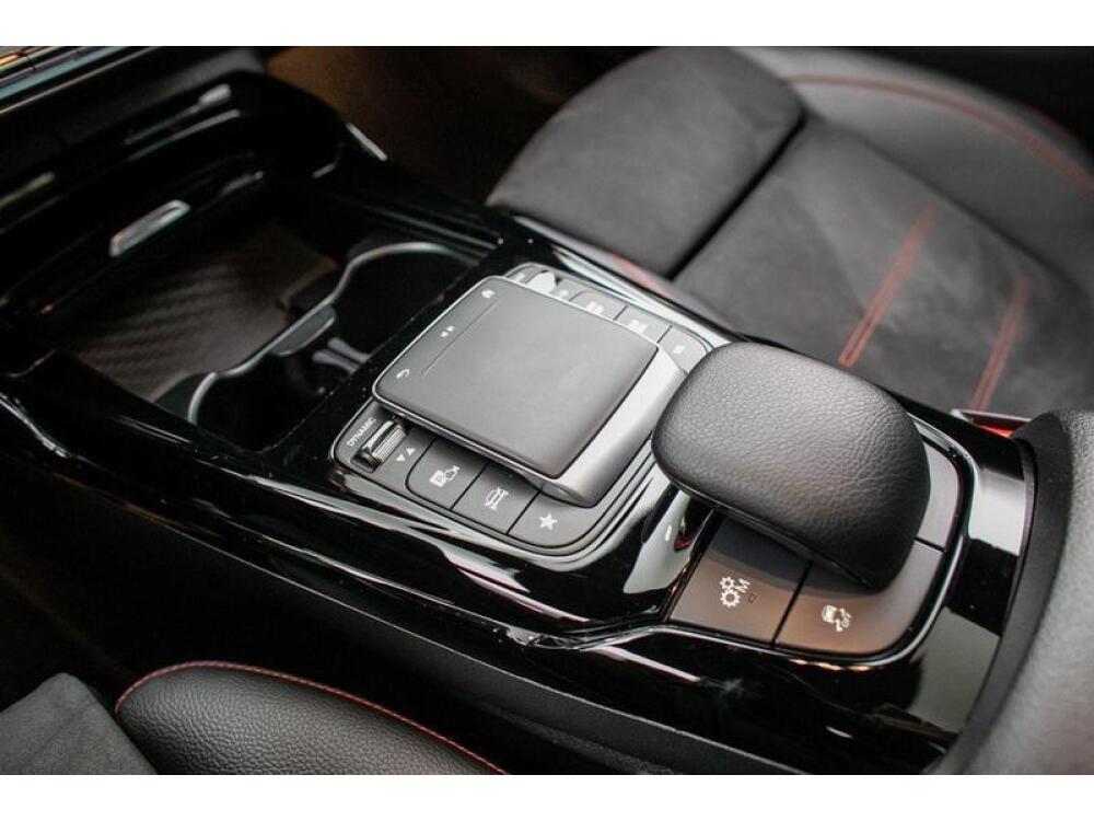 Mercedes Benz CLA 45 AMG
