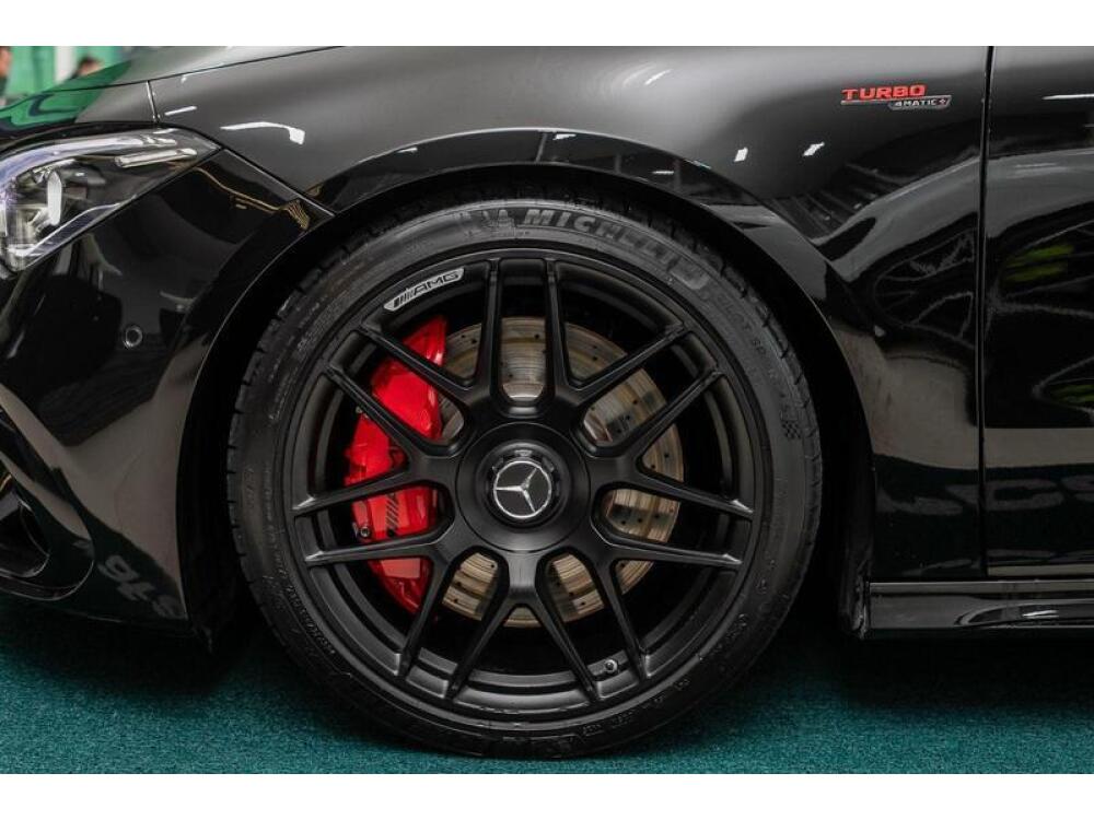 Mercedes Benz CLA 45 AMG
