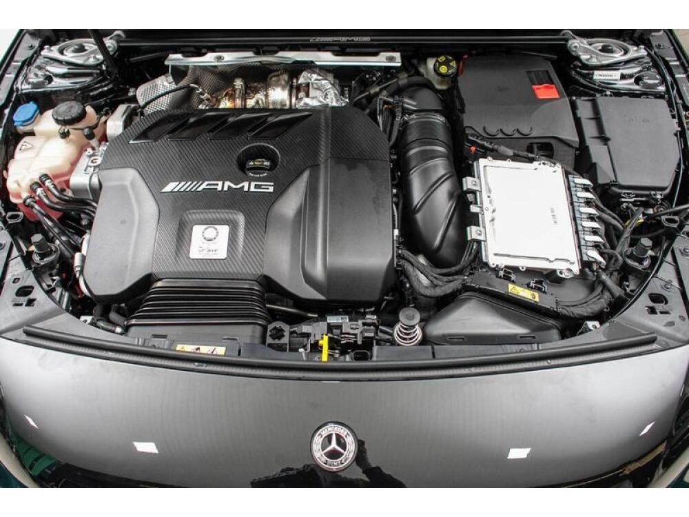 Mercedes Benz CLA 45 AMG