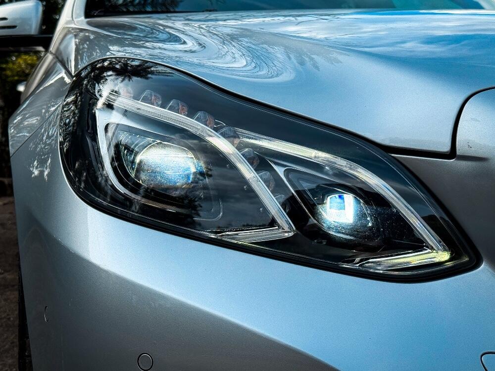 Mercedes Benz E 250