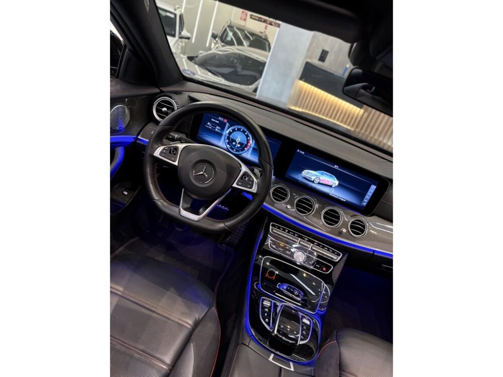 Mercedes Benz E 43 AMG