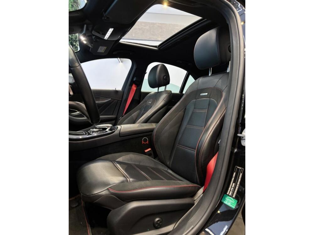 Mercedes Benz E 43 AMG