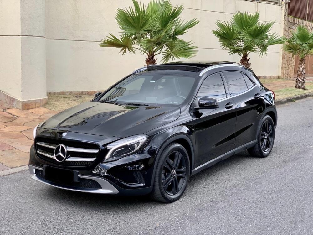Mercedes Benz GLA 200