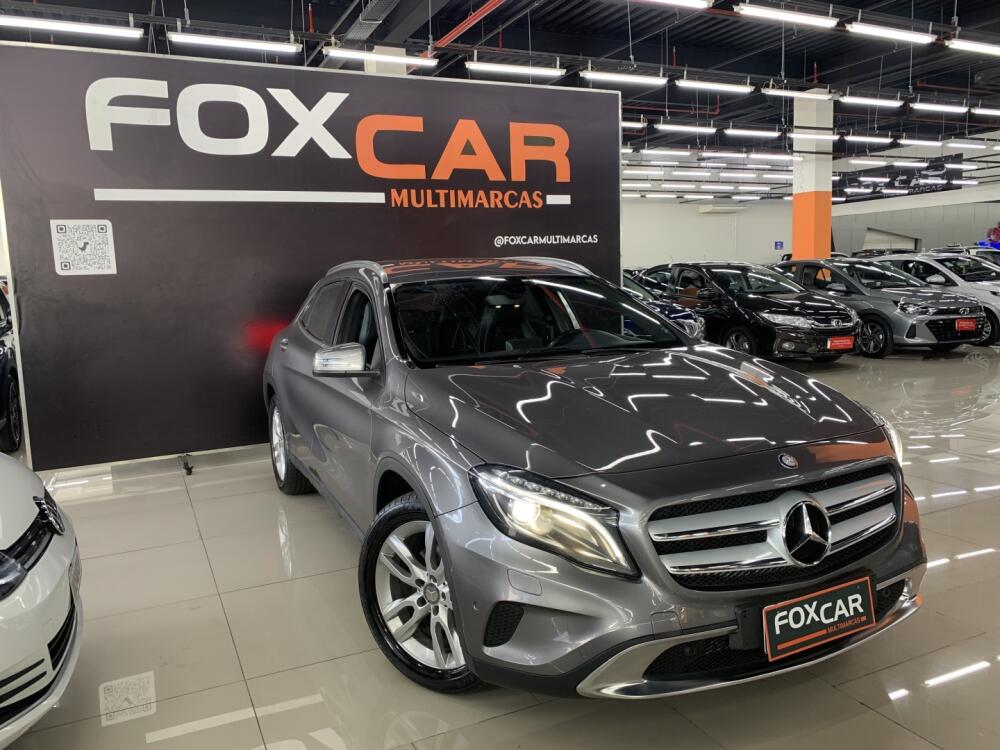 Mercedes Benz GLA 200