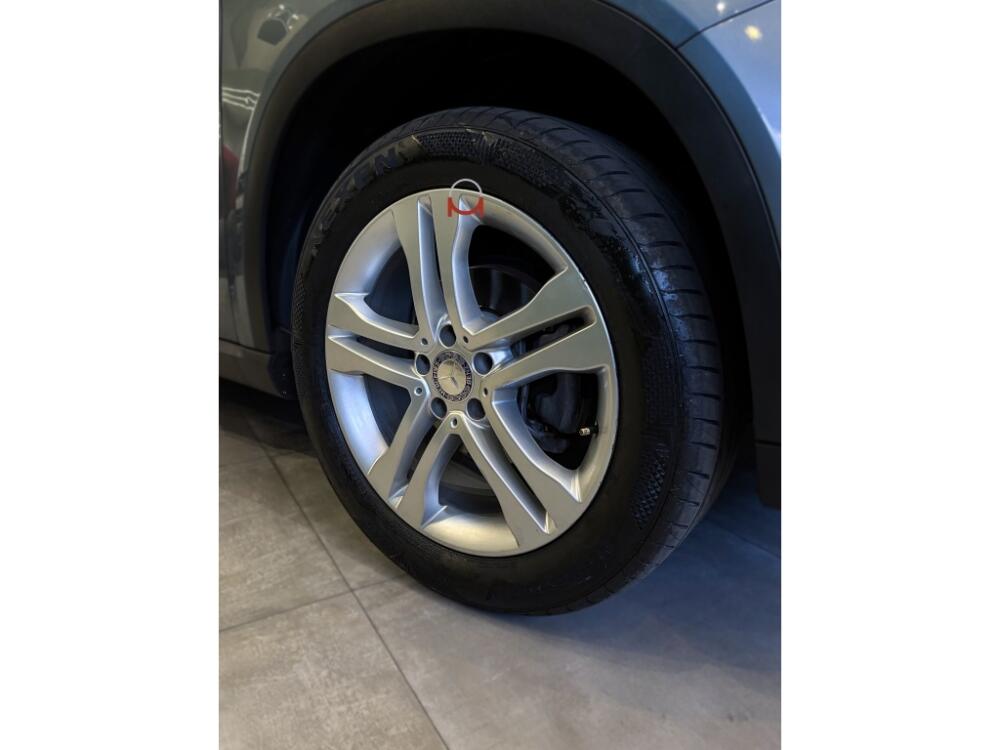 Mercedes Benz GLA 200