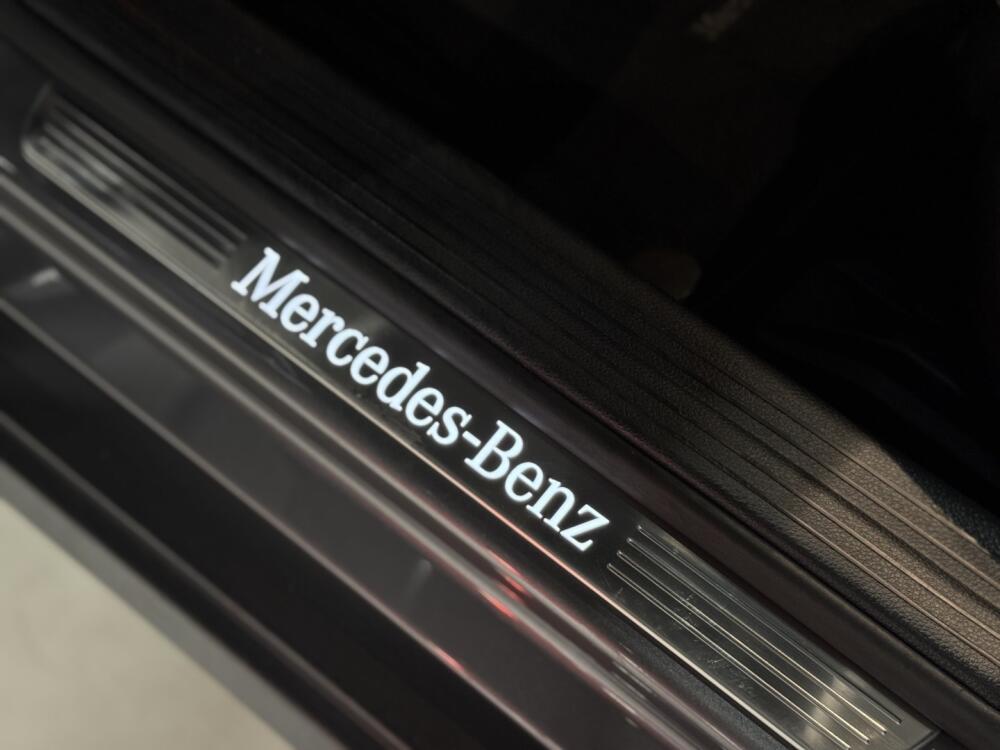 Mercedes Benz GLA 200