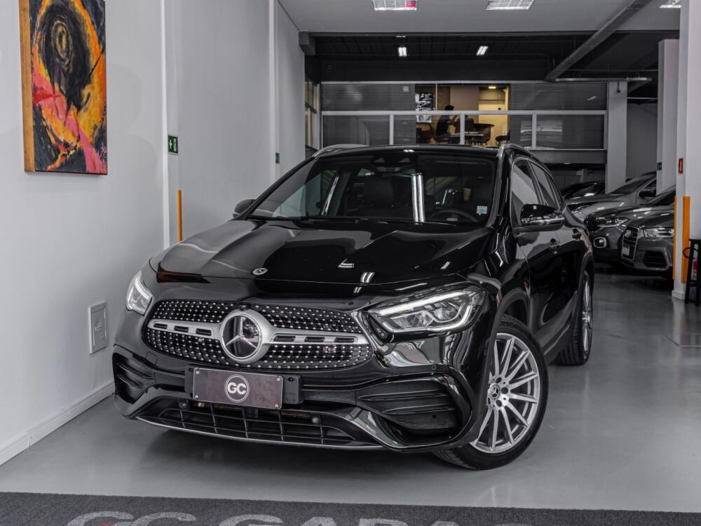 Mercedes Benz GLA 200