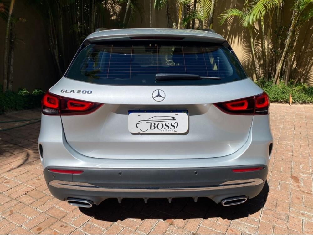 Mercedes Benz GLA 200