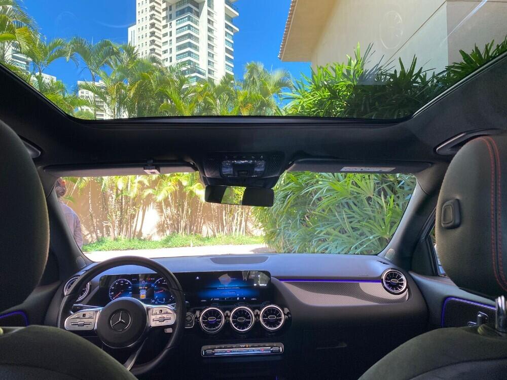 Mercedes Benz GLA 200