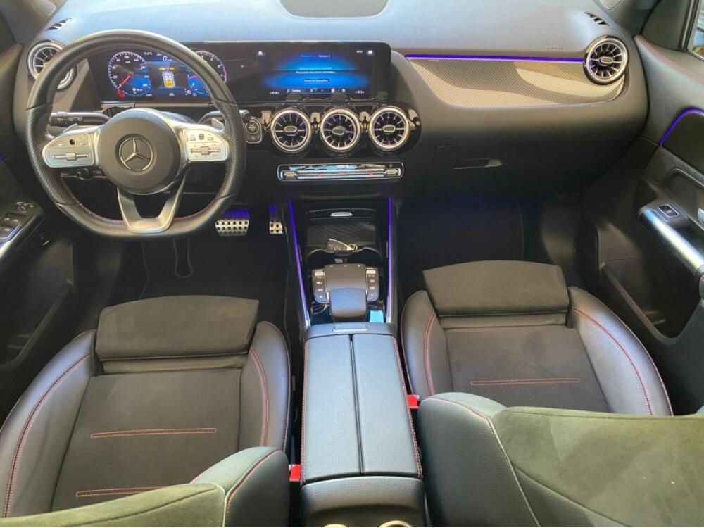 Mercedes Benz GLA 200