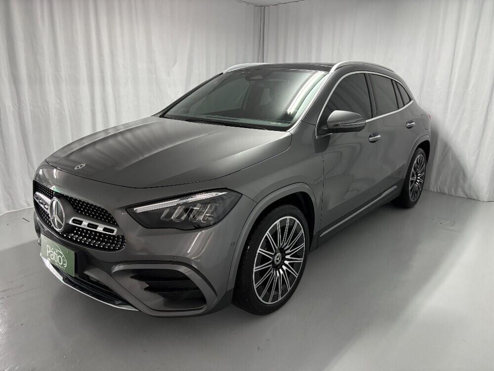 Mercedes Benz GLA 200