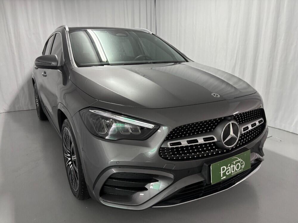 Mercedes Benz GLA 200