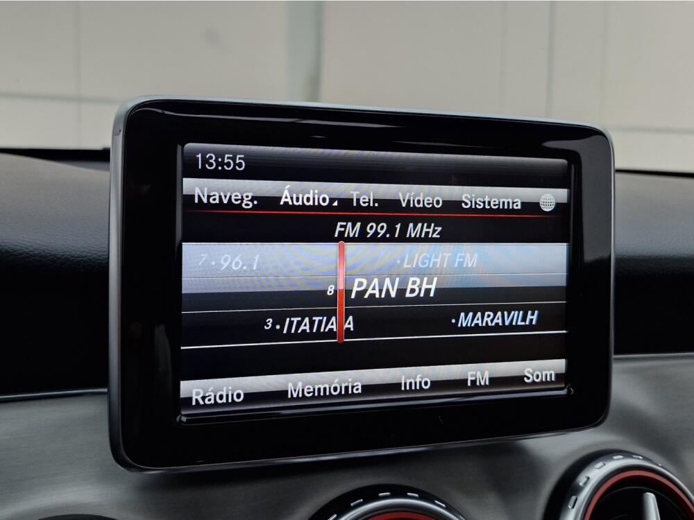 Mercedes Benz GLA 250