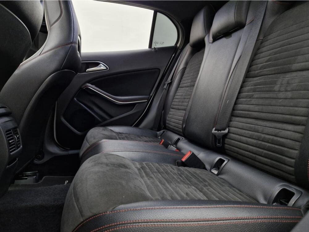 Mercedes Benz GLA 250