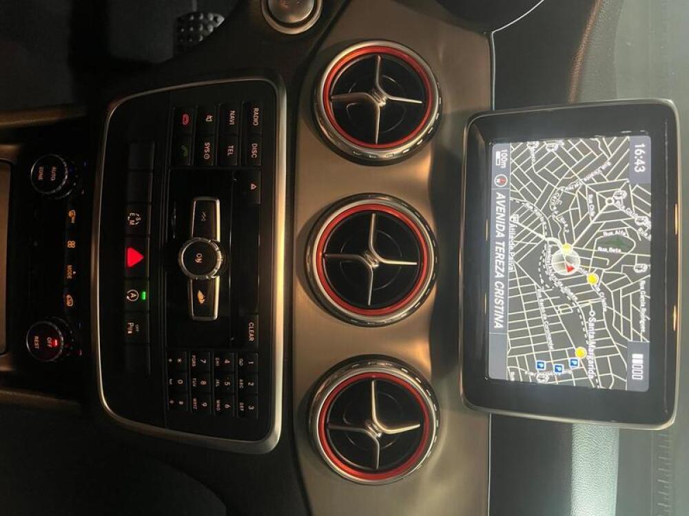 Mercedes Benz GLA 250