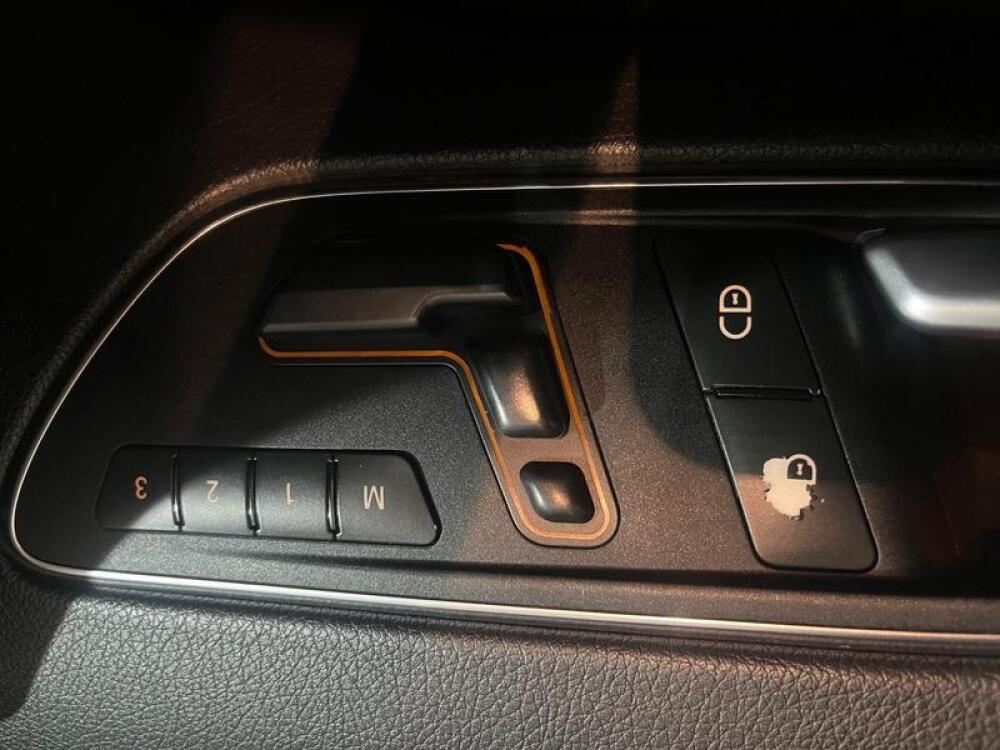 Mercedes Benz GLA 250