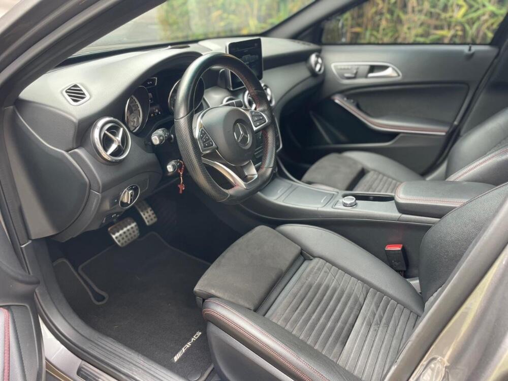 Mercedes Benz GLA 250