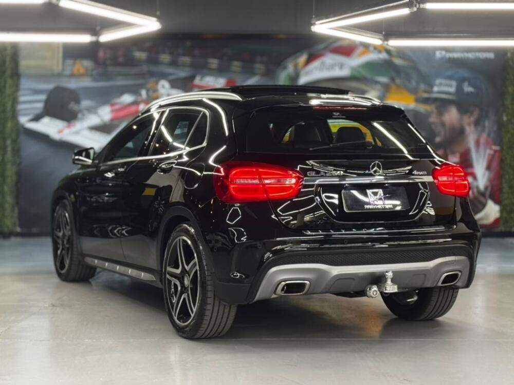 Mercedes Benz GLA 250