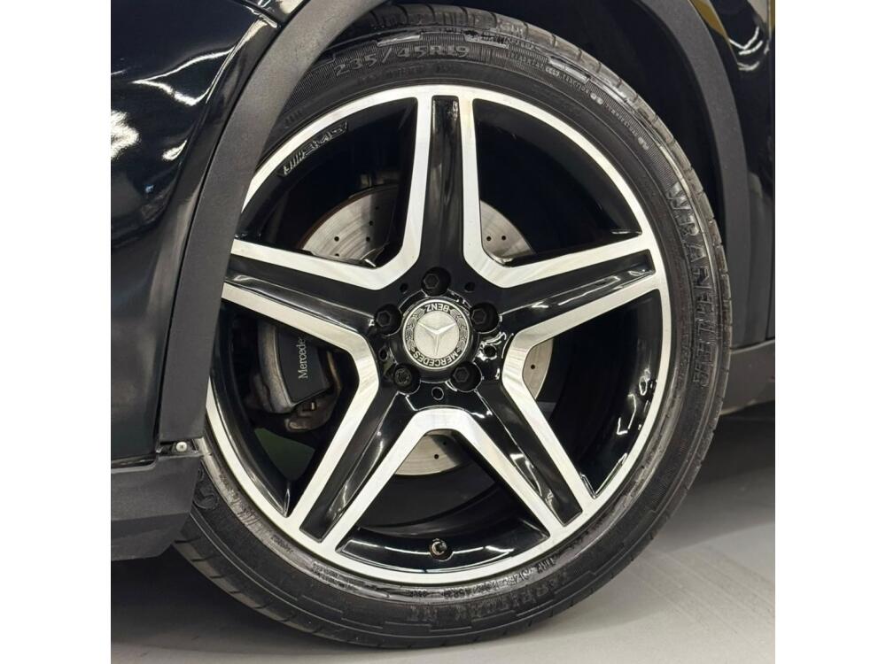 Mercedes Benz GLA 250
