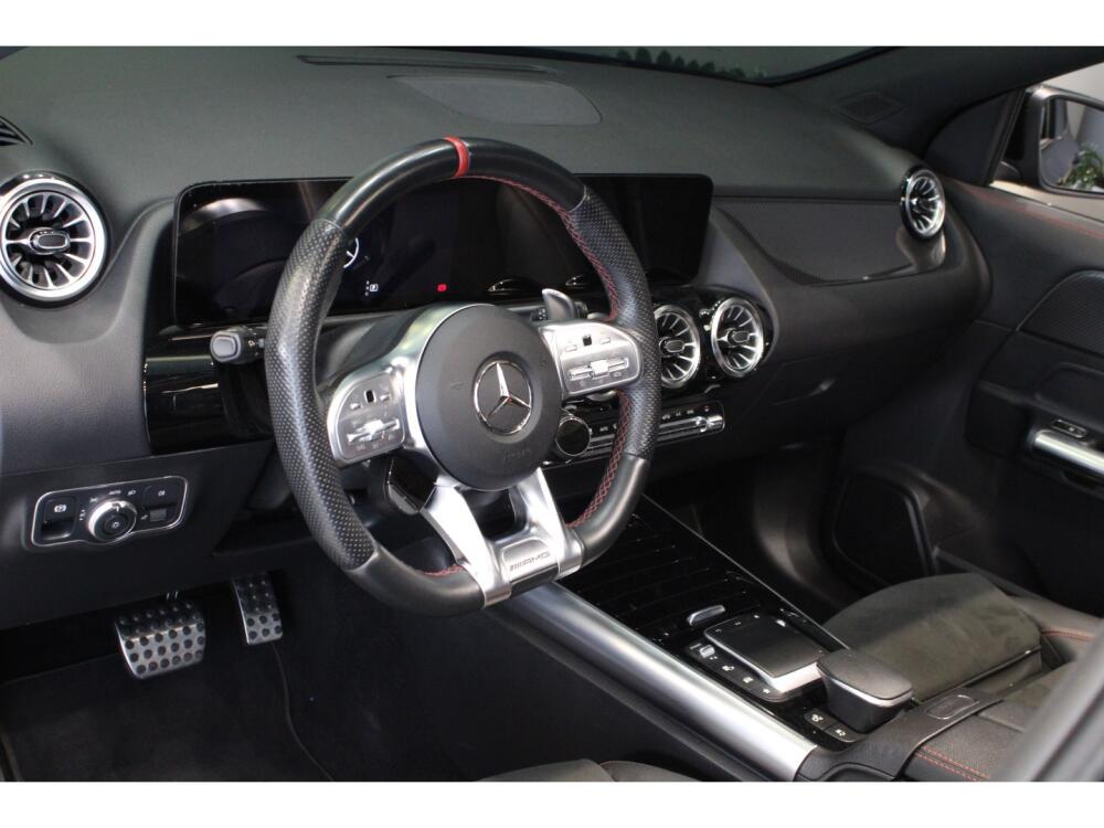 Mercedes Benz GLA 35 AMG