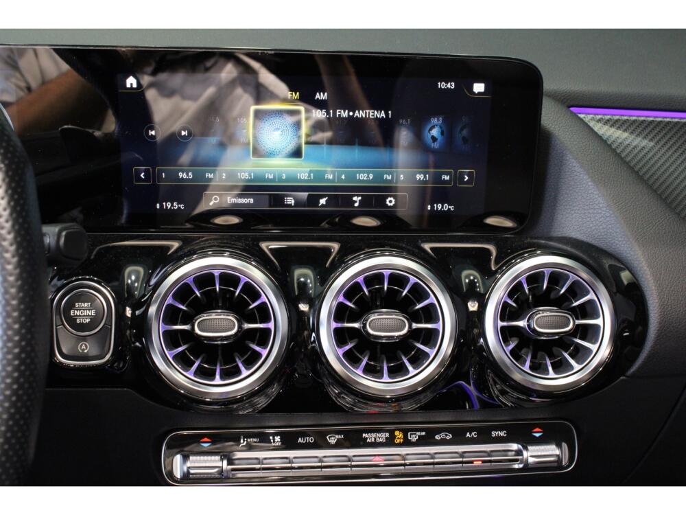 Mercedes Benz GLA 35 AMG