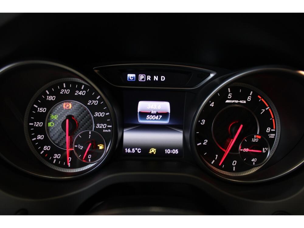 Mercedes Benz GLA 45 AMG