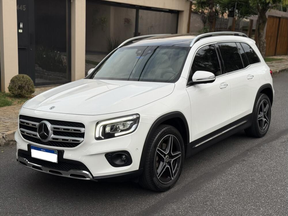 Mercedes Benz GLB 200