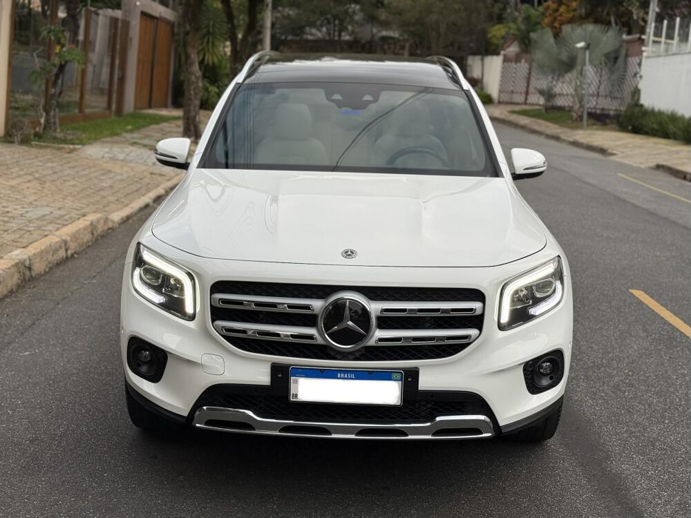 Mercedes Benz GLB 200