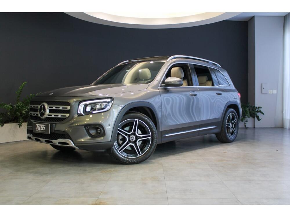 Mercedes Benz GLB 200