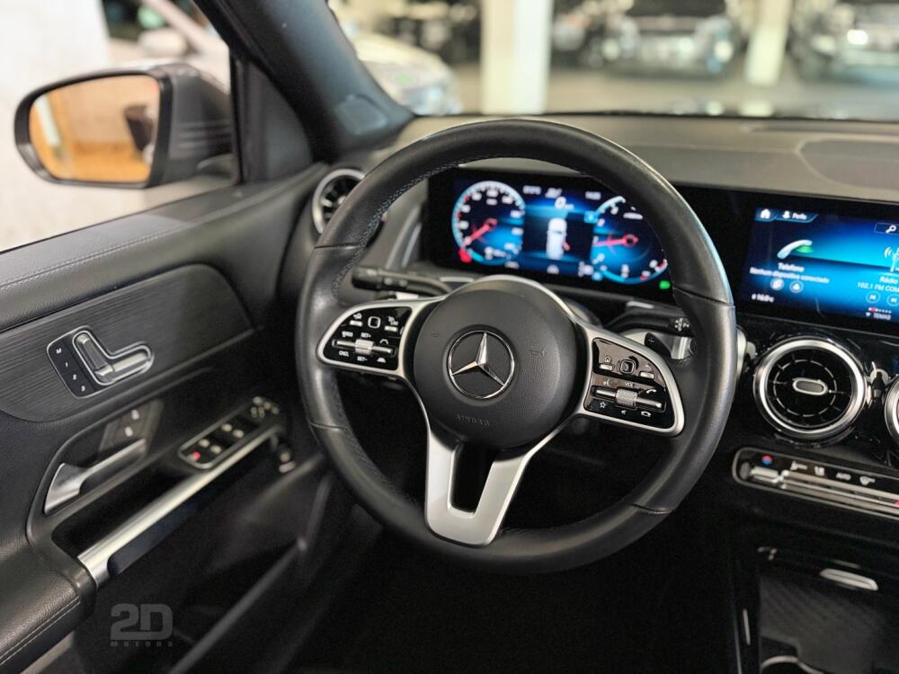 Mercedes Benz GLB 200