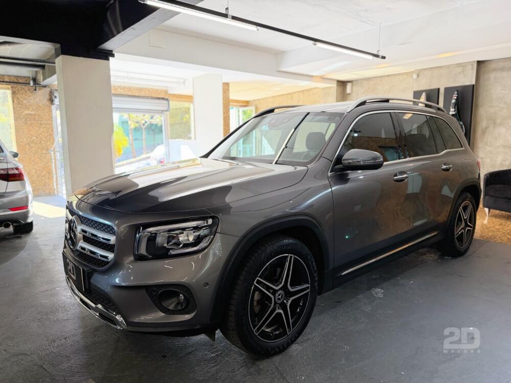 Mercedes Benz GLB 200