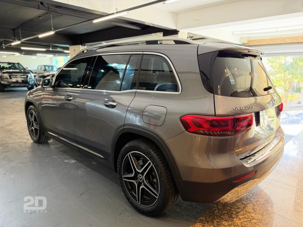 Mercedes Benz GLB 200