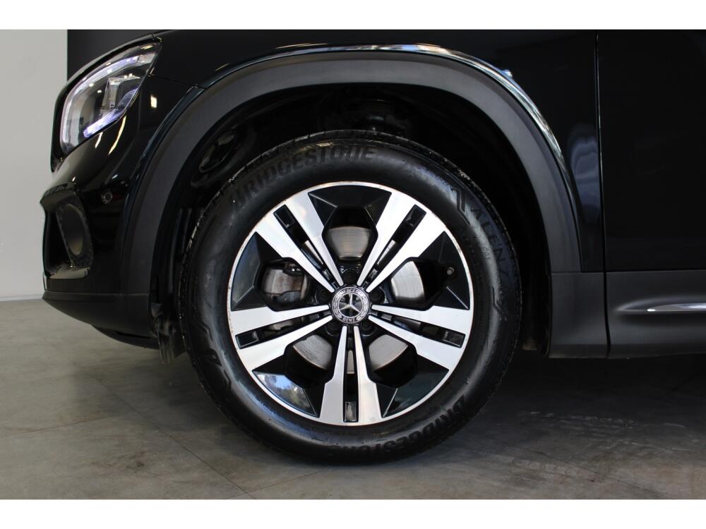 Mercedes Benz GLB 200