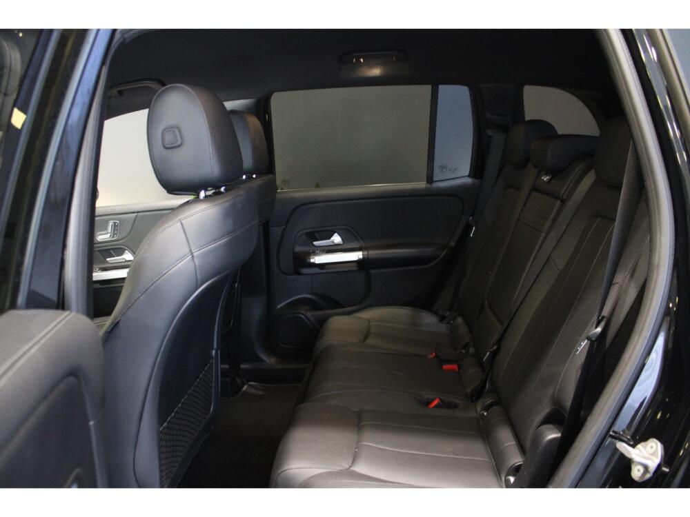 Mercedes Benz GLB 200