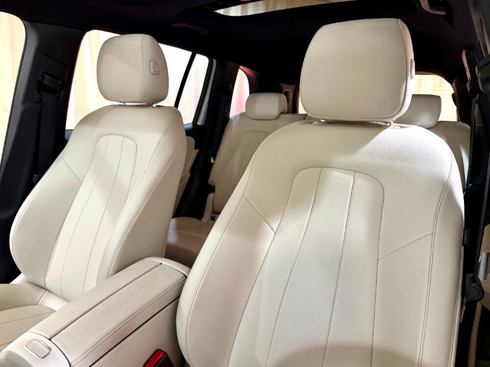 Mercedes Benz GLB 200
