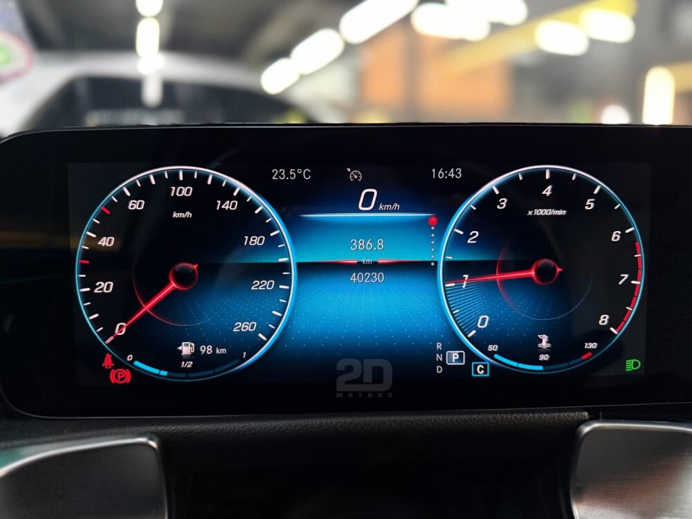 Mercedes Benz GLB 200