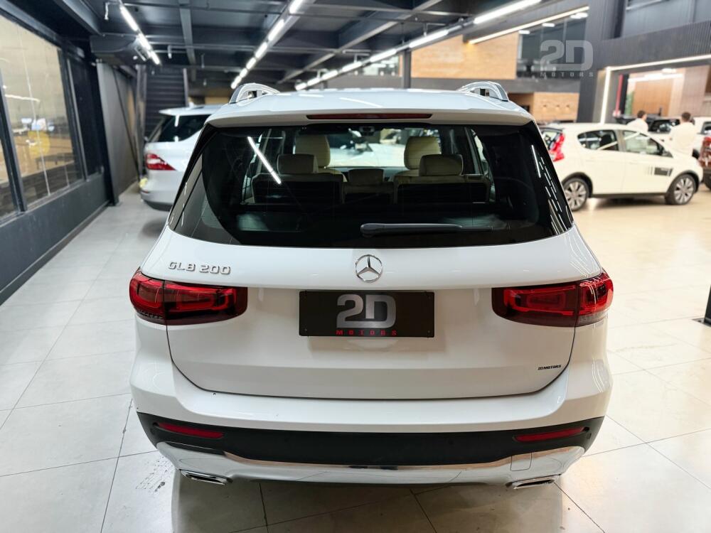 Mercedes Benz GLB 200