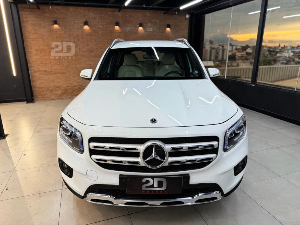 Mercedes Benz GLB 200