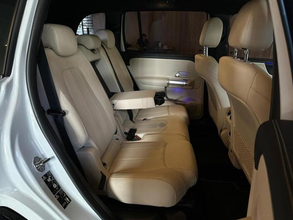 Mercedes Benz GLB 200