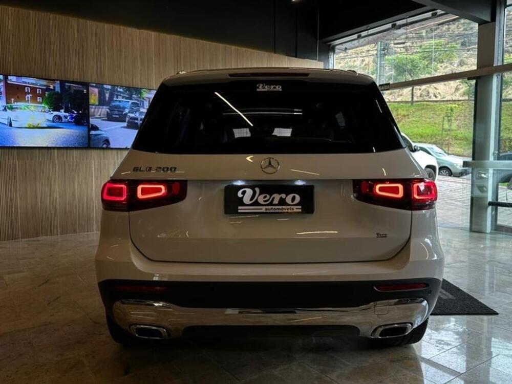 Mercedes Benz GLB 200