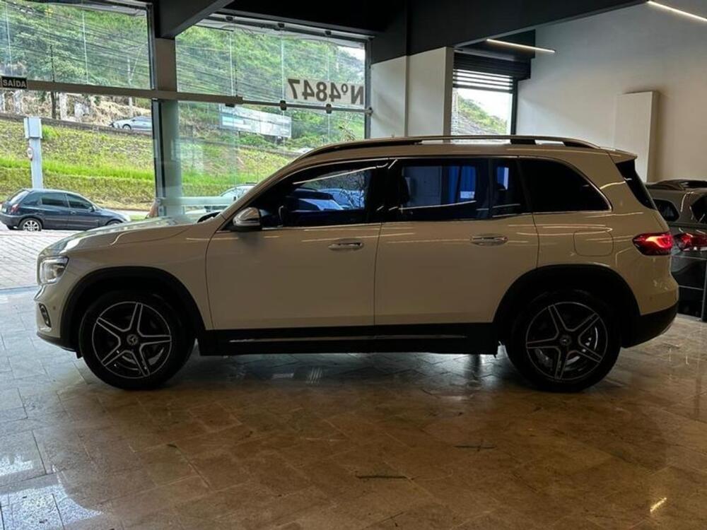 Mercedes Benz GLB 200