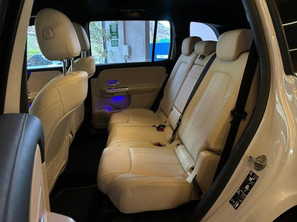 Mercedes Benz GLB 200