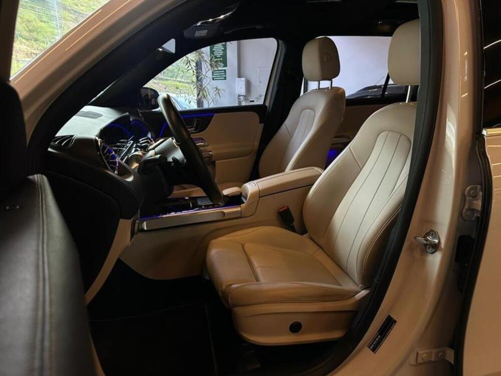 Mercedes Benz GLB 200