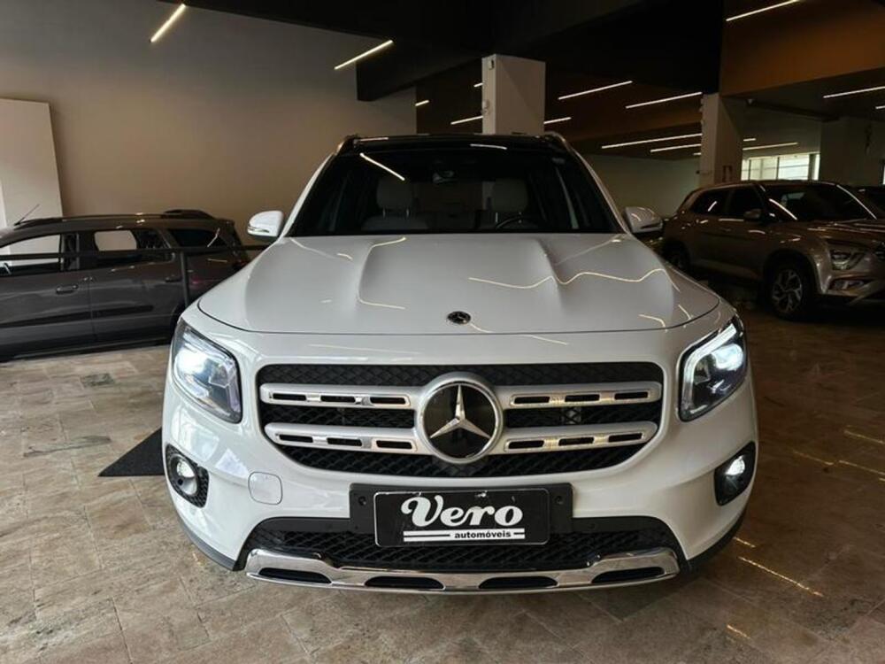 Mercedes Benz GLB 200