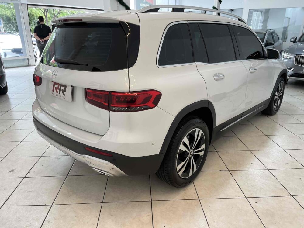 Mercedes Benz GLB 200